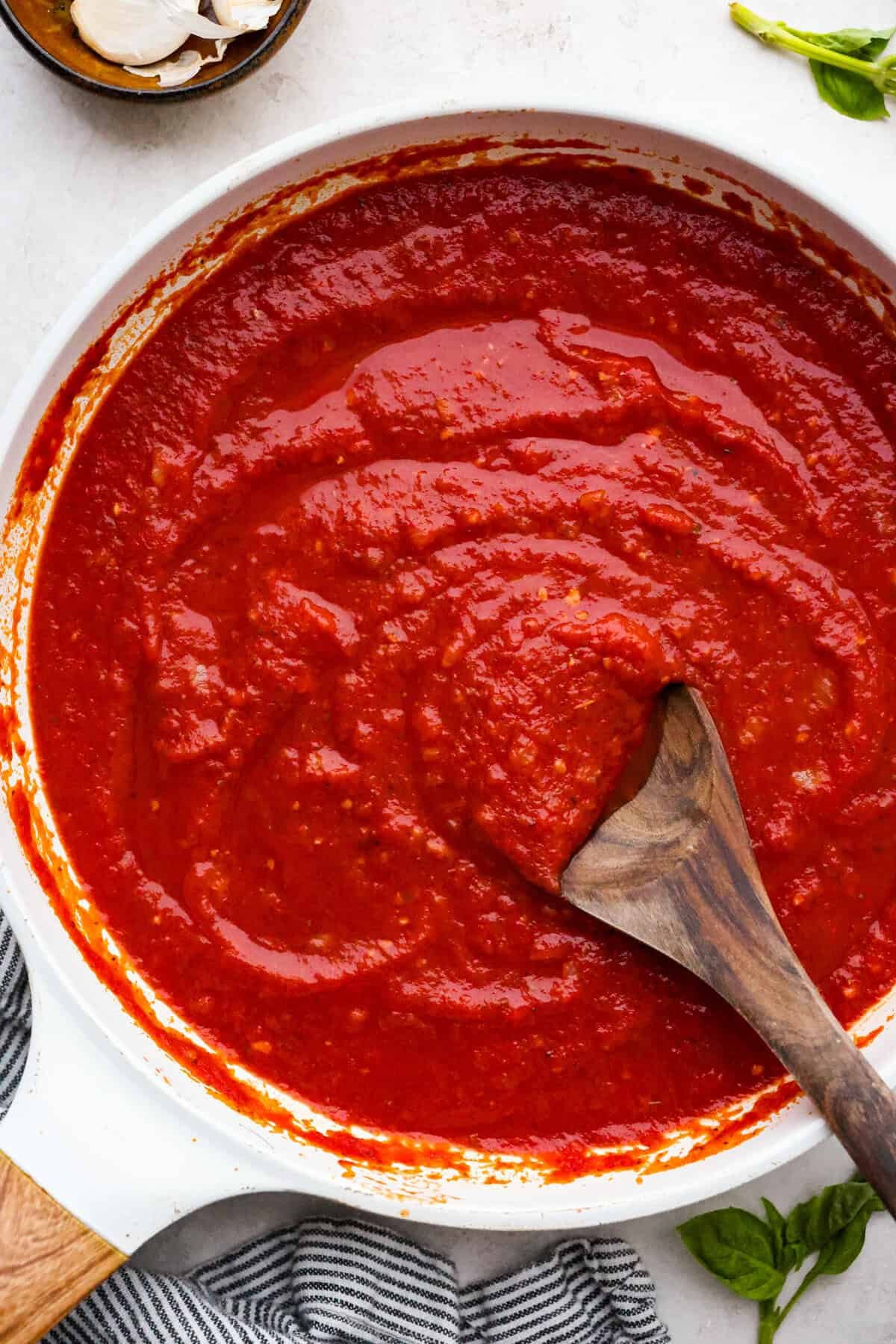 The Easiest Homemade Marinara Sauce Recipe