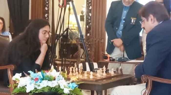 National chess champion Mehak Maqbool says Sindh CM gave her ‘tough time’