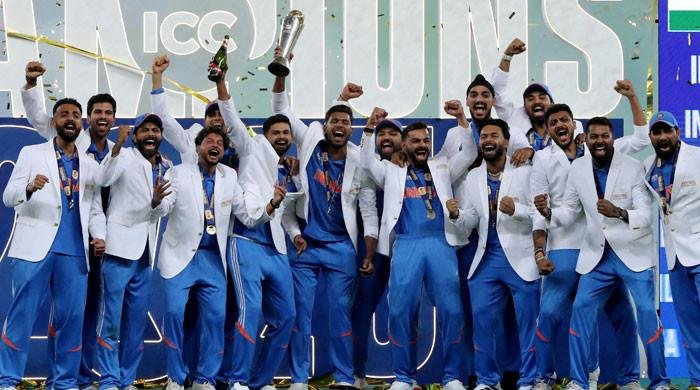 Victorious India team gets .7m bonus for Champions Trophy win