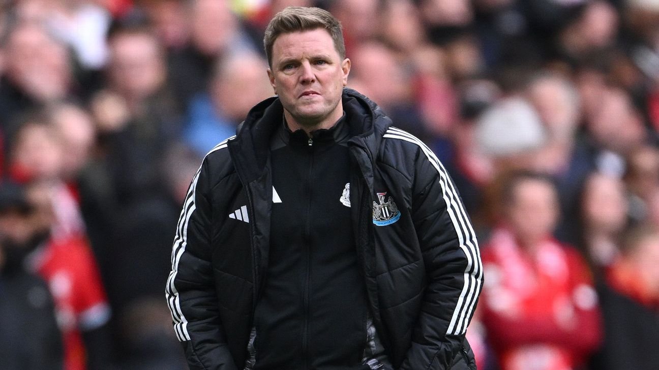 Eddie Howe: Newcastle manager thanks fans amid pneumonia battle Eddie Howe: Newcastle manager thanks fans amid pneumonia battle