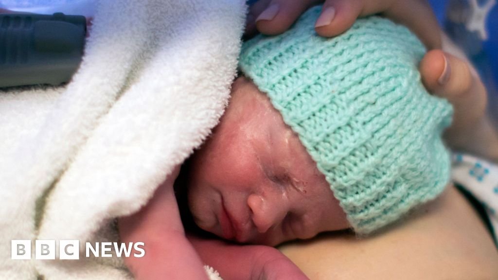 First baby born in UK to woman with transplanted womb First baby born in UK to woman with transplanted womb