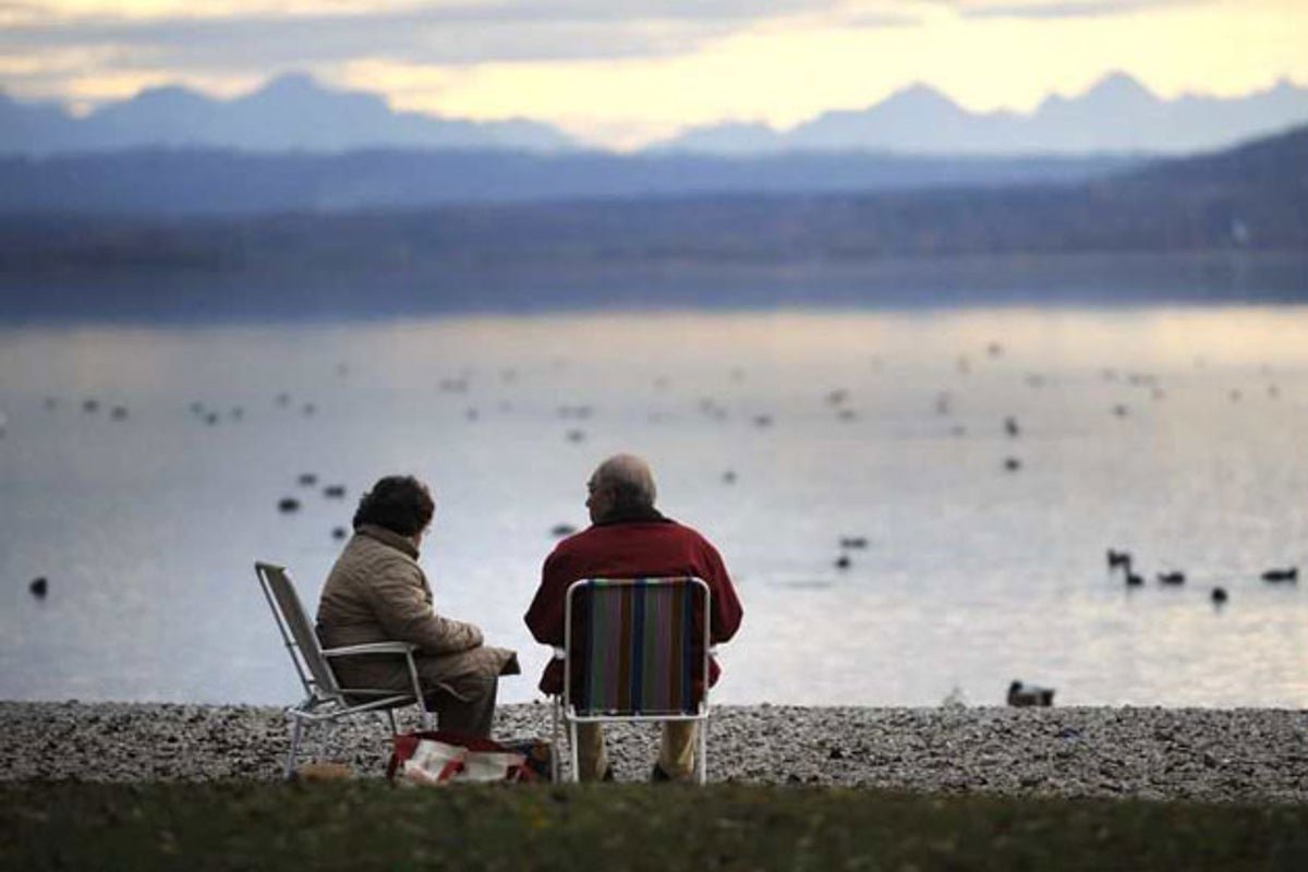 Nearly two in five ‘at risk of being unable to afford basic needs in retirement’ Nearly two in five ‘at risk of being unable to afford basic needs in retirement’