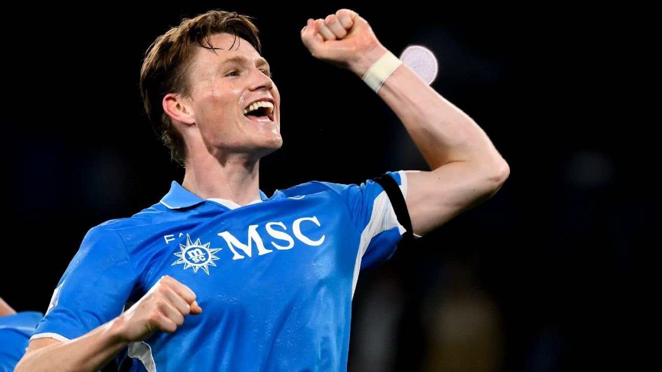 Napoli’s Conte: McTominay more complete than when at Man United Napoli’s Conte: McTominay more complete than when at Man United