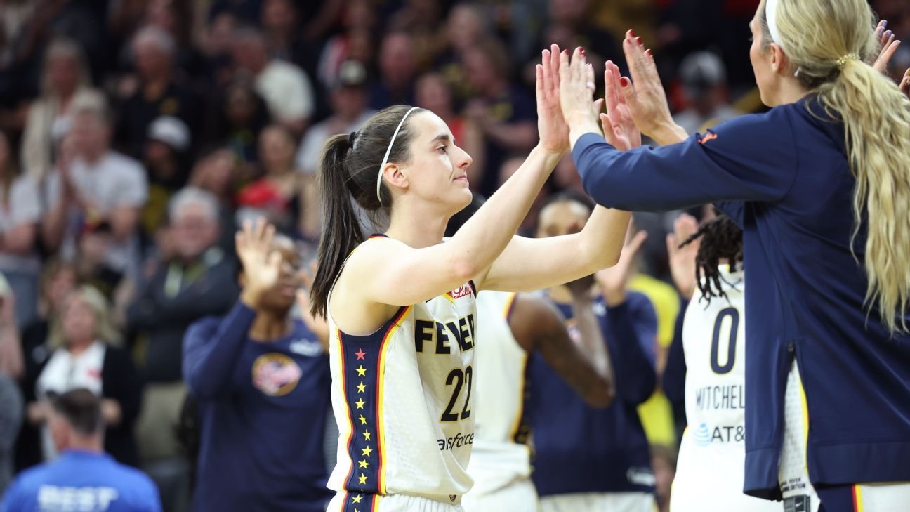 Fever’s Clark hits from memorable spot in return to Iowa Fever’s Clark hits from memorable spot in return to Iowa