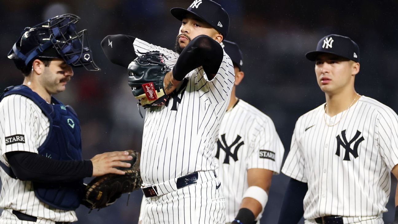 Devin Williams’ struggles continue as Yankees fall to Padres Devin Williams’ struggles continue as Yankees fall to Padres