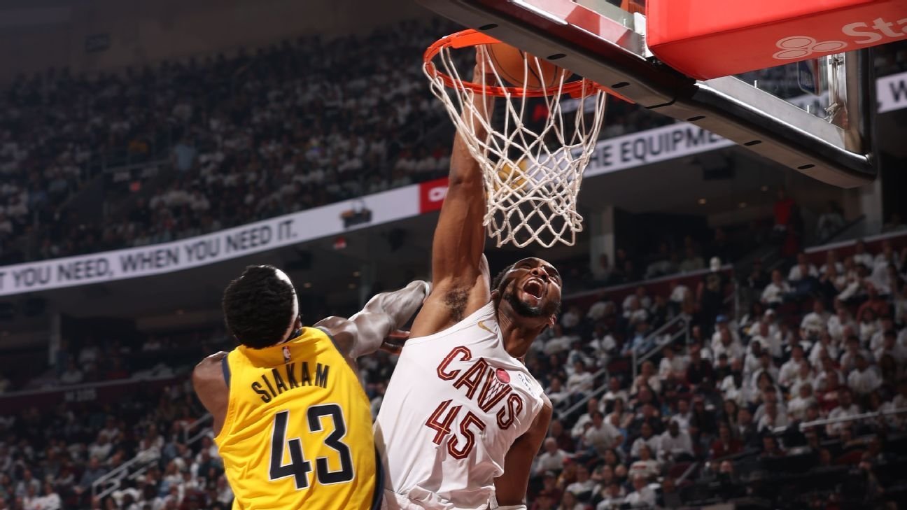 Donovan Mitchell rocks rim with poster dunk in Pacers-Cavs Game 2 Donovan Mitchell rocks rim with poster dunk in Pacers-Cavs Game 2