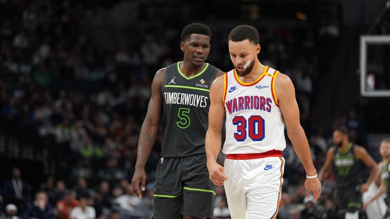 Stephen Curry: Must be careful with ‘tricky’ hamstring injury Stephen Curry: Must be careful with ‘tricky’ hamstring injury