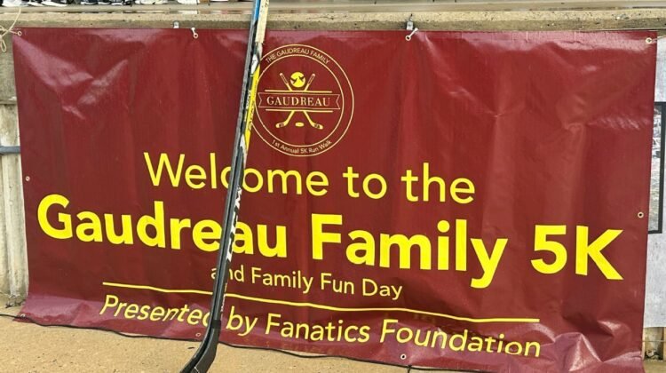 Thousands attend 5K race event honoring late Gaudreau brothers