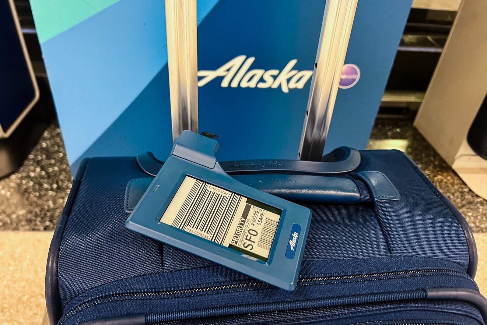 Worth the price? Trying out Alaska Airlines’ new digital bag tags Worth the price? Trying out Alaska Airlines’ new digital bag tags