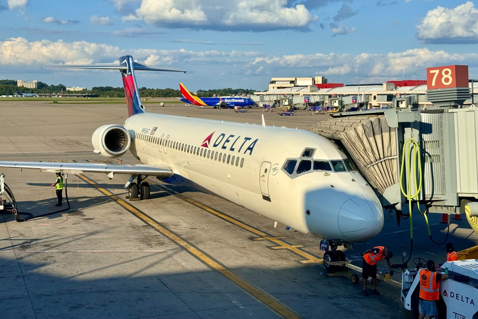 Delta SkyMiles’ Pay with Miles: Boost your elite status with this card benefit Delta SkyMiles’ Pay with Miles: Boost your elite status with this card benefit