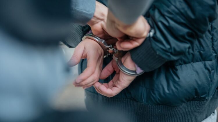 US IT specialist willing to share classified info with foreigners arrested: DOJ US IT specialist willing to share classified info with foreigners arrested: DOJ