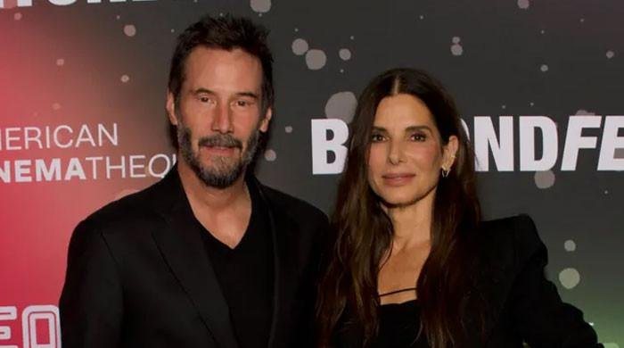 Sandra Bullock and Keanu Reeves joining hands for new romantic thriller Sandra Bullock and Keanu Reeves joining hands for new romantic thriller