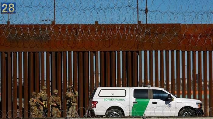 US offers ,000 stipend to encourage migrants to self-deport US offers ,000 stipend to encourage migrants to self-deport