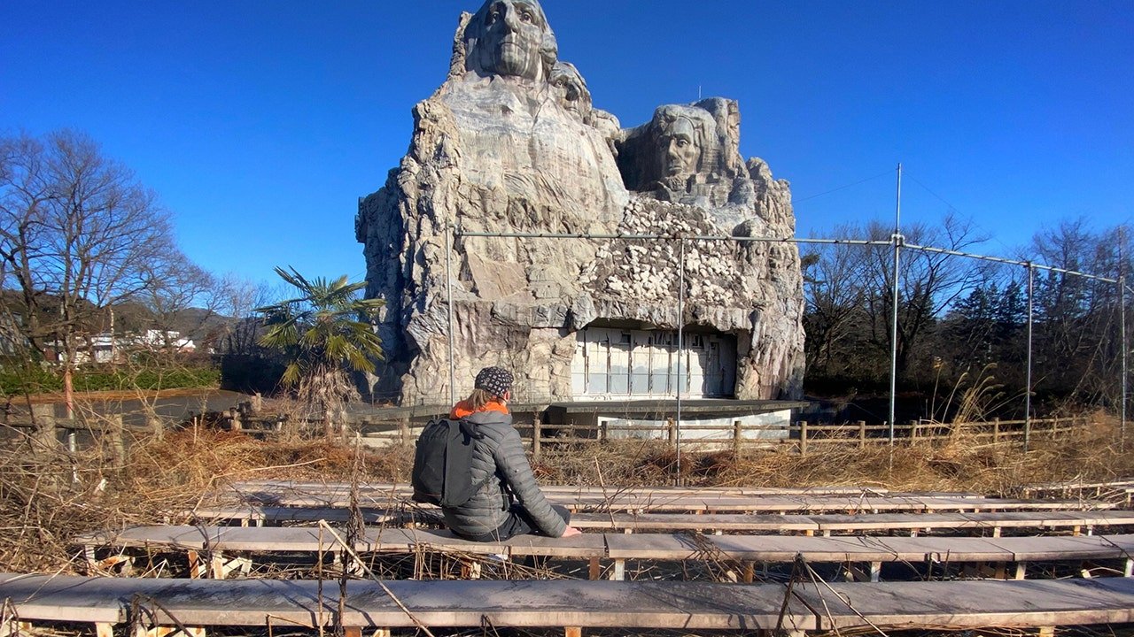 Abandoned ‘Western Village’ theme park stands frozen in time, startling visitors Abandoned ‘Western Village’ theme park stands frozen in time, startling visitors