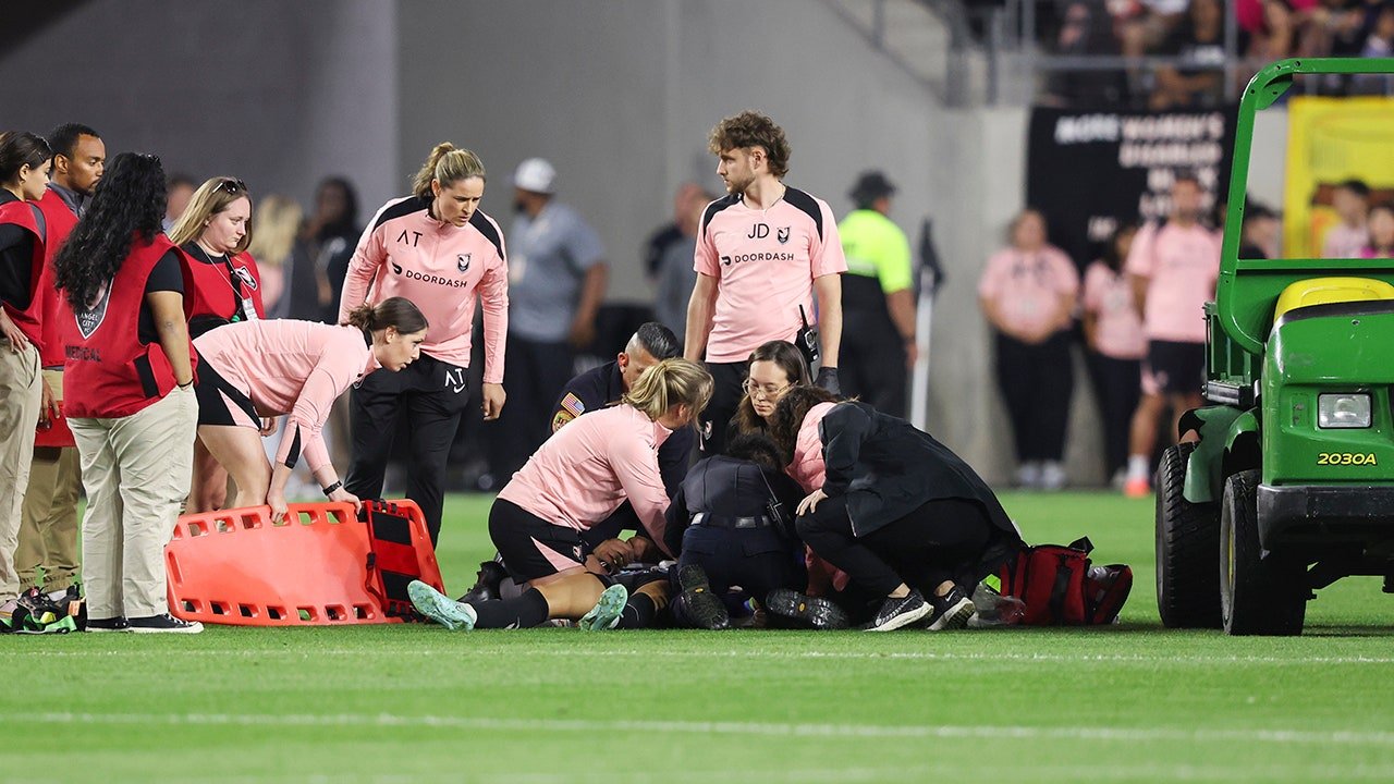 Angel City star Savy King suffers ‘medical event’ on field; CPR reportedly given Angel City star Savy King suffers ‘medical event’ on field; CPR reportedly given