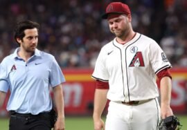 Diamondbacks’ Burnes pulled in fifth with apparent injury