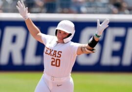 Texas beats Tennessee to make third WCWS finals in 4 years