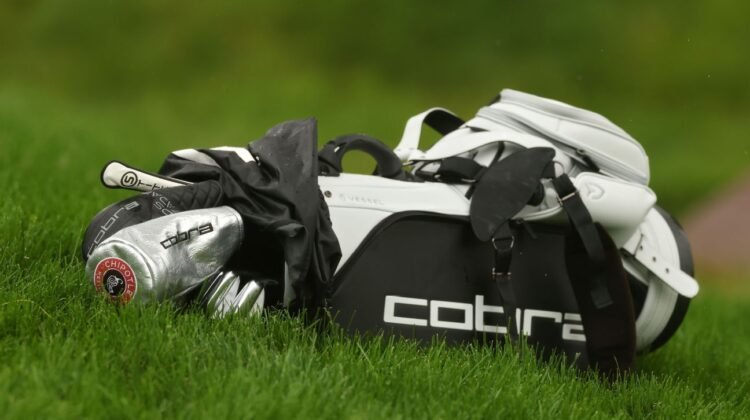 Max Homa carries bag at U.S. Open qualifier after caddie split Max Homa carries bag at U.S. Open qualifier after caddie split