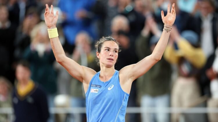 The unbelievable story of Loïs Boisson at the French Open The unbelievable story of Loïs Boisson at the French Open