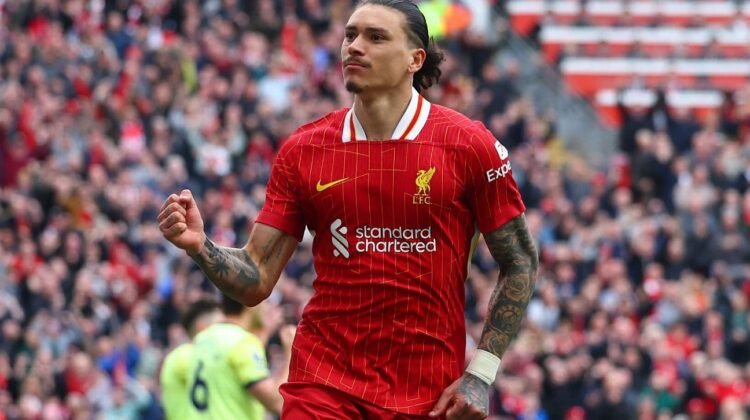 Transfer window weekly: Napoli chase Núñez; Chelsea eye Joâo Pedro Transfer window weekly: Napoli chase Núñez; Chelsea eye Joâo Pedro
