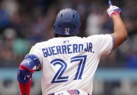 Vladimir Guerrero Jr. takes lead at 1B in AL All-Star voting