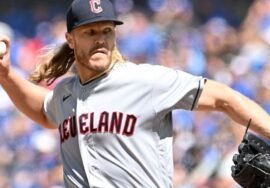 White Sox give minors deal to former ace Noah Syndergaard