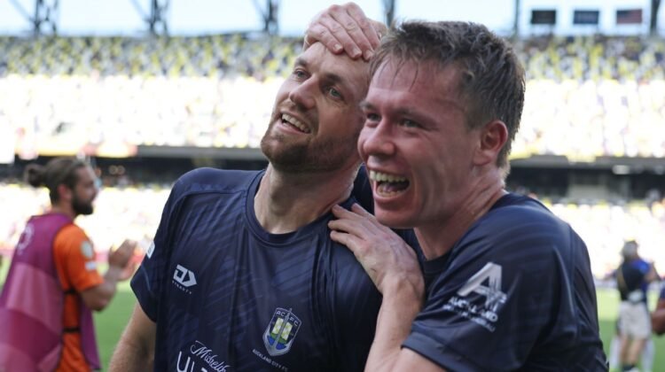Club World Cup: Auckland schoolteacher’s ‘dream’ goal stuns Boca Club World Cup: Auckland schoolteacher’s ‘dream’ goal stuns Boca