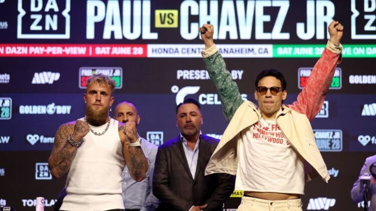 Bradley’s take: Will Paul’s hook land better than Chavez’s? Bradley’s take: Will Paul’s hook land better than Chavez’s?
