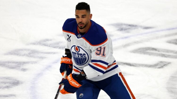 Oilers trade winger Evander Kane to Canucks, clear cap space Oilers trade winger Evander Kane to Canucks, clear cap space