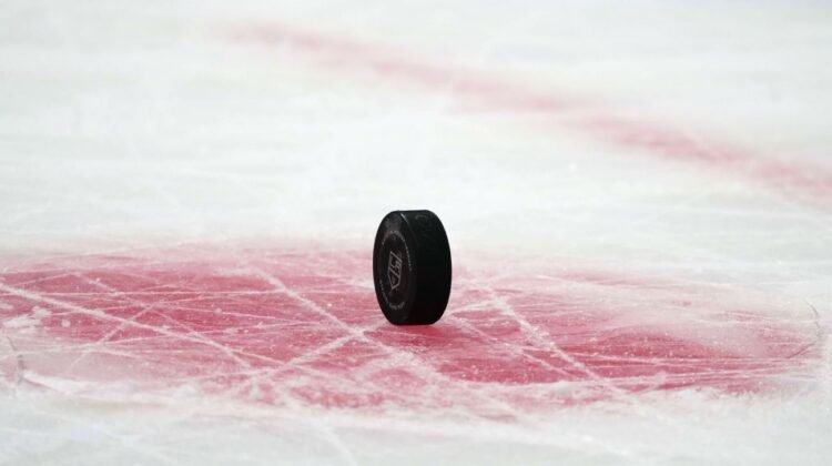 NHL, NHLPA negotiating 84-game season in new CBA, sources say NHL, NHLPA negotiating 84-game season in new CBA, sources say