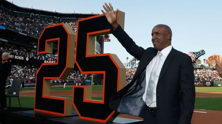 Giants to honor Barry Bonds with statue outside Oracle Park Giants to honor Barry Bonds with statue outside Oracle Park
