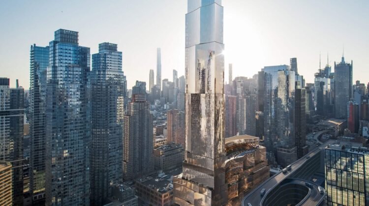 A 1,000-room Hyatt with a casino could be coming to Manhattan A 1,000-room Hyatt with a casino could be coming to Manhattan