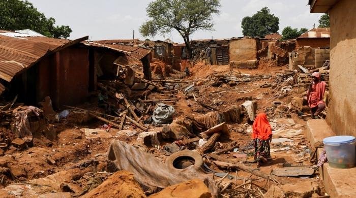 Death toll in Nigeria floods climbs to 151 as thousands forced out of homes Death toll in Nigeria floods climbs to 151 as thousands forced out of homes