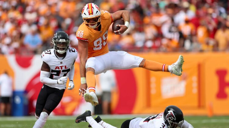 Tampa Bay Buccaneers To Wear Creamsicle Throwback Uniforms Against Atlanta Falcons – SportsLogos.Net News Tampa Bay Buccaneers To Wear Creamsicle Throwback Uniforms Against Atlanta Falcons – SportsLogos.Net News