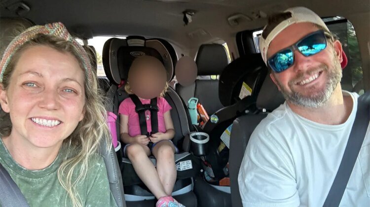 Lightning strike kills father of three at Texas golf club Lightning strike kills father of three at Texas golf club