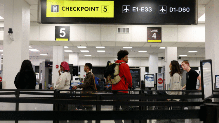 Former FBI agent warns visa overstays are ‘national security issue’ after Boulder attack Former FBI agent warns visa overstays are ‘national security issue’ after Boulder attack