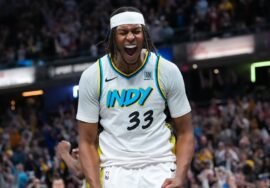 Sources – Free agent Myles Turner, Bucks reach 4-year, 7M deal