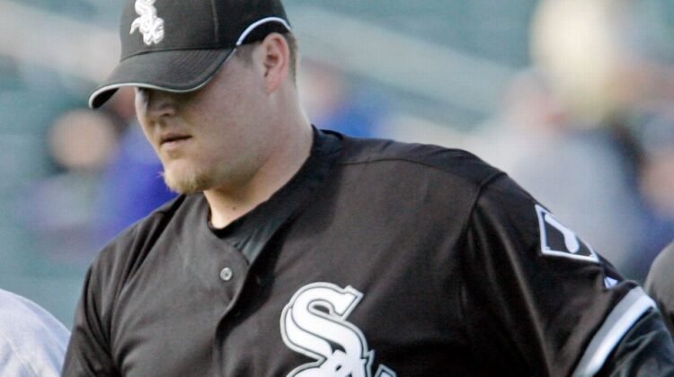 Former Chicago White Sox pitcher Bobby Jenks dies at 44 Former Chicago White Sox pitcher Bobby Jenks dies at 44