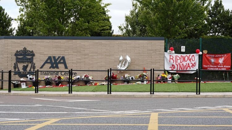 Liverpool resume training after Diogo Jota death, arrive to tributes Liverpool resume training after Diogo Jota death, arrive to tributes