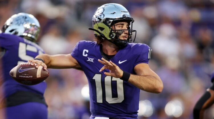 TCU QB Josh Hoover right at home in Cowtown TCU QB Josh Hoover right at home in Cowtown