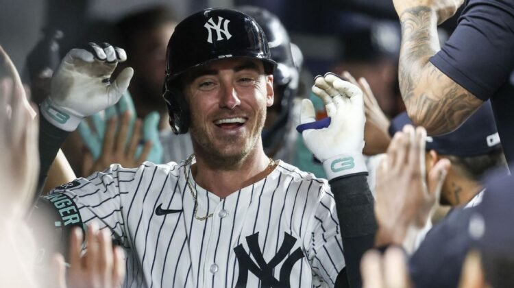 Bellinger hits 3 HRs vs. former team as Yankees beat Cubs Bellinger hits 3 HRs vs. former team as Yankees beat Cubs