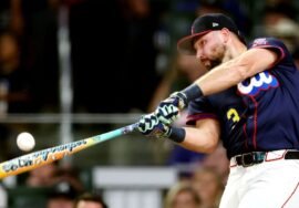 Cal Raleigh first catcher to win All-Star Home Run Derby