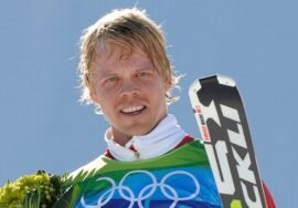 Norwegian medalist Audun Groenvold dies from lightning strike