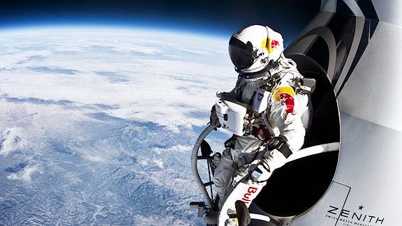 Stratospheric skydiver Felix Baumgartner dies in paraglider crash Stratospheric skydiver Felix Baumgartner dies in paraglider crash