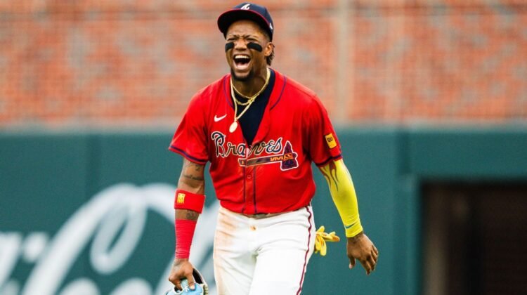 Braves’ Ronald Acuña Jr. stuns Yanks with 301-foot outfield assist Braves’ Ronald Acuña Jr. stuns Yanks with 301-foot outfield assist