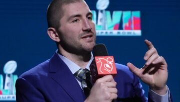 NFLPA chief officer J.C. Tretter resigns amid unio…