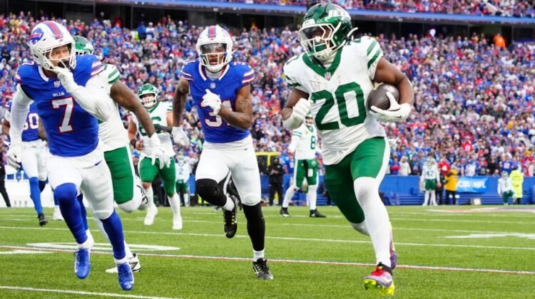 NFL players, coaches, GMs under most pressure in 2025 season NFL players, coaches, GMs under most pressure in 2025 season