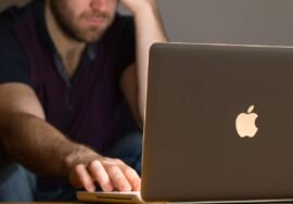 Job hunters warned about surge in fake ads scamming them out of cash