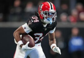 Atlanta Falcons To Wear 1966 Throwback Uniforms Three Times In 2025 – SportsLogos.Net News