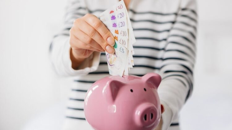 £185 in cash and free cinema tickets: July’s best current account offers to switch banks